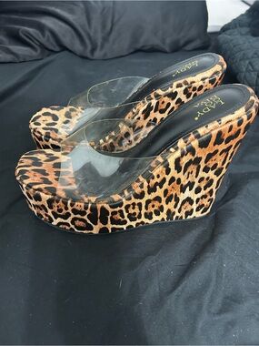 8.5 Faux Leopard Wedge Sandal with Clear Strap platform heels Women's mules